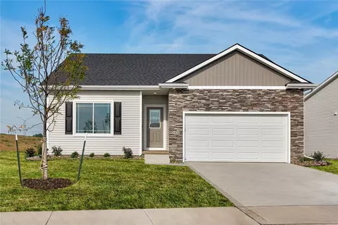 5400 167th St, Urbandale, IA 50323