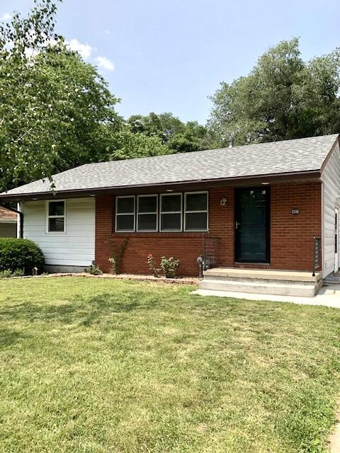 2538 E Sheridan Ave, Des Moines, IA 50317