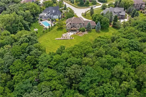 4307 Plumwood Dr, West Des Moines, IA 50265