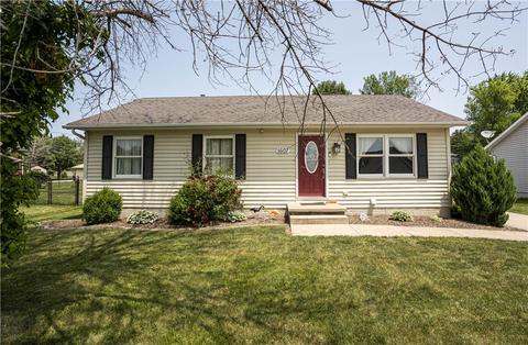 1607 Thomas St, Redfield, IA 50233