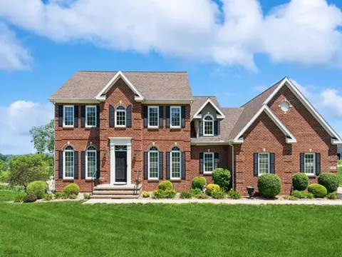 1000 Sunset Cir, Indianola, IA 50125