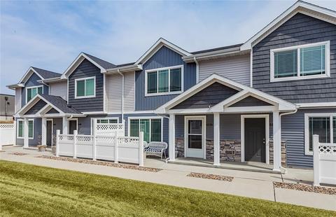 6176 Sheffield Ln, Johnston, IA 50131