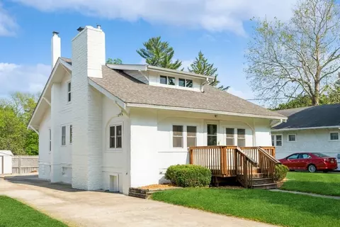 1315 39th St, Des Moines, IA 50311