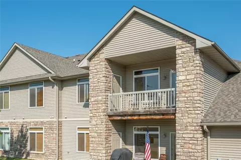 602 Carrie Ln, Altoona, IA 50009