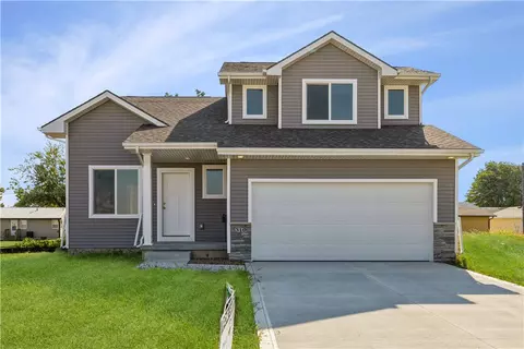 310 Springer Ct, Madrid, IA 50156