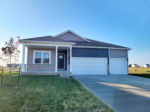 1309 NE 56th St, Ankeny, IA 50021