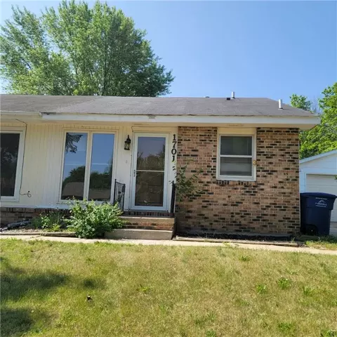 1701 E Lacona Ave, Des Moines, IA 50320