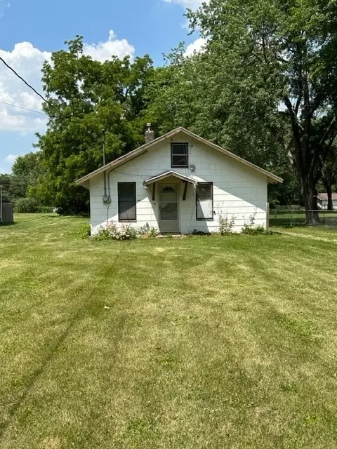 3308 52nd St, Des Moines, IA 50310