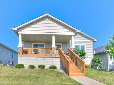 1290 SE Waddell Way, Waukee, IA 50263