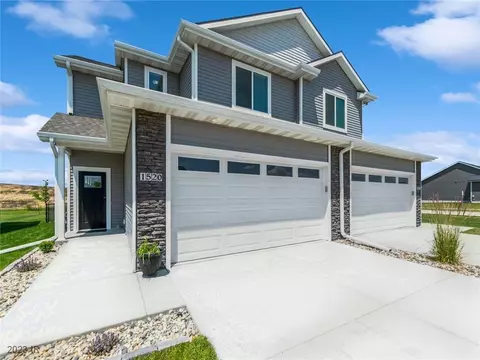 1520 Mulberry St, Granger, IA 50109