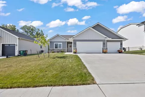 1504 NW 8th St, Grimes, IA 50111