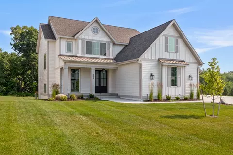 905 W Aspen Ridge Cir, Polk City, IA 50226