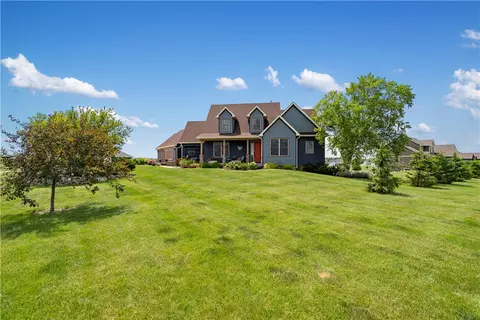 657 Xenia Pl, Ames, IA 50014