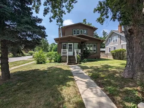650 45th St, Des Moines, IA 50312