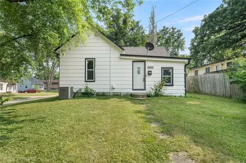 3200 Garden Ave, Des Moines, IA 50310