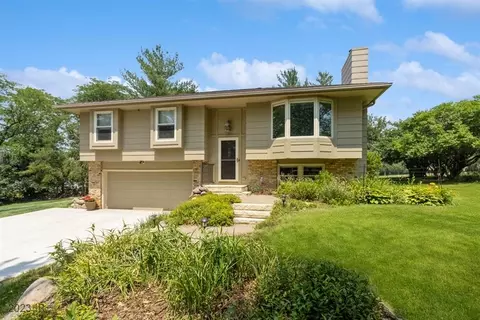 36577 Meadowbrook Cir, Cumming, IA 50061