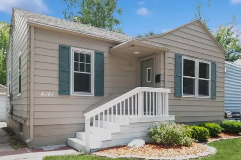 4141 2nd Ave, Des Moines, IA 50313