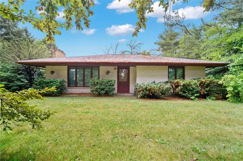 8486 G24 Hwy, Indianola, IA 50125