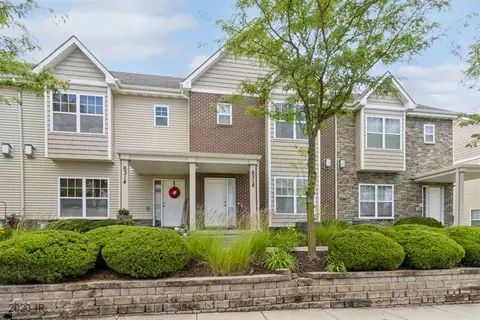 6318 Beechtree Dr, West Des Moines, IA 50266