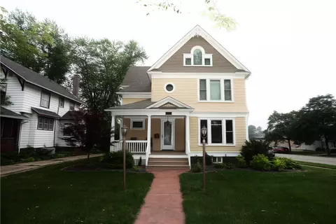 205 S Story St, Boone, IA 50036