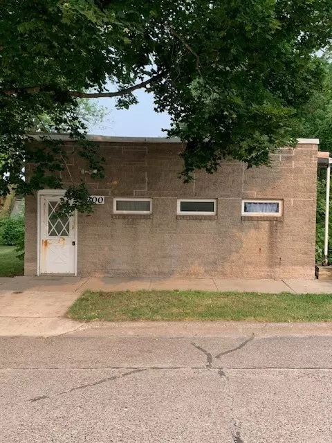 200 N Jackson St, Anamosa, IA 52205