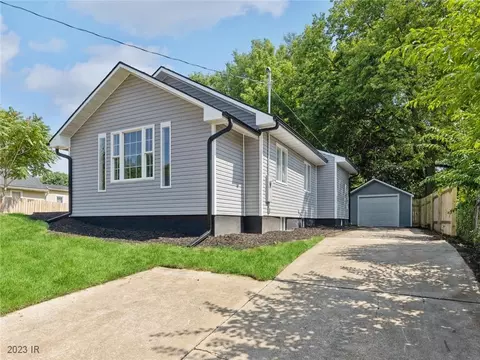 1108 Burnham Ave, Des Moines, IA 50315