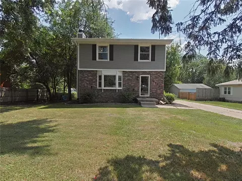 4875 NE 39th Ave, Des Moines, IA 50317