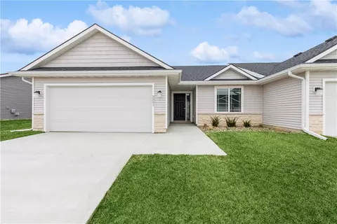 5521 NE Creek Ridge Dr, Ankeny, IA 50021