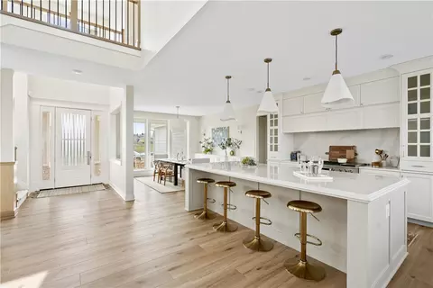 4723 Centennial Blvd, Urbandale, IA 50323