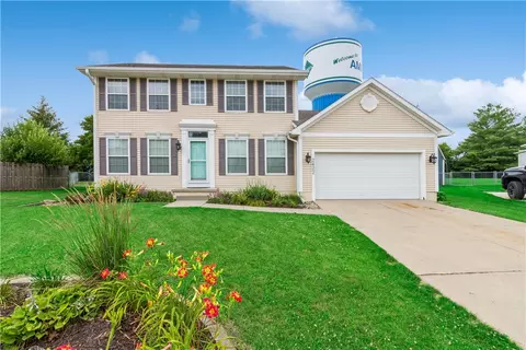 2422 Grant Cir, Ames, IA 50010