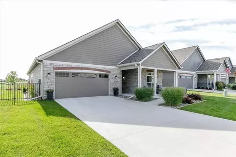 3483 NW 174th St, Clive, IA 50325