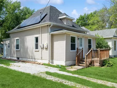 607 E Dunham Ave, Des Moines, IA 50315