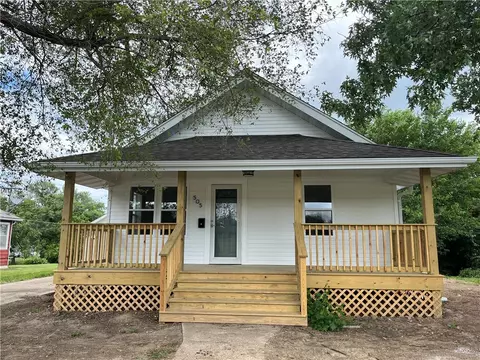 505 S Lincoln St, Knoxville, IA 50138