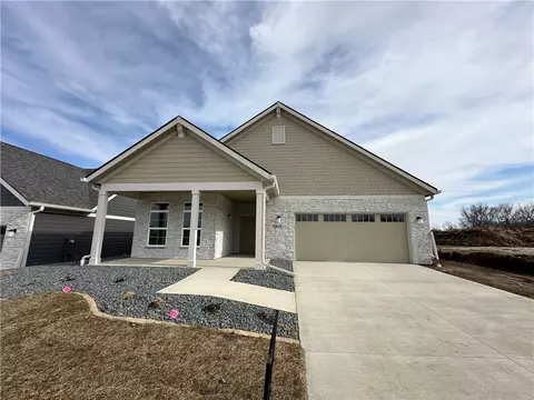 5819 NW 90th St, Johnston, IA 50131