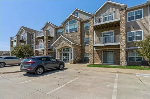 8350 Ep True Parkway #4303 G 32, West Des Moines, IA 50266