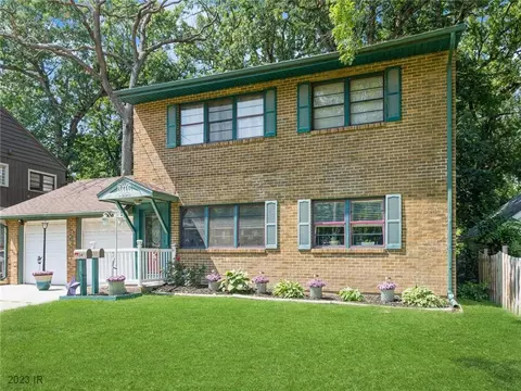 3411 Sheridan Ave, Des Moines, IA 50310