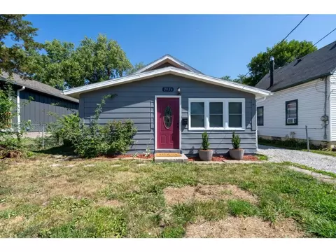 2026 Maple St, Des Moines, IA 50317