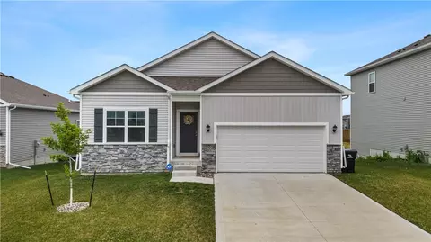 2709 NW 41st St, Ankeny, IA 50023