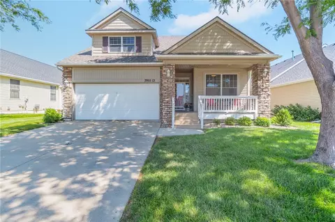 7955 Wistful Vista Dr #12, West Des Moines, IA 50266