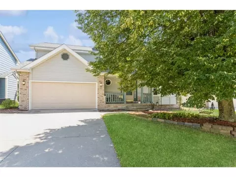 5110 Raintree Dr, West Des Moines, IA 50265