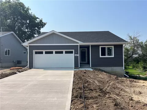 2437 E Douglas Ave, Des Moines, IA 50317