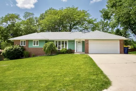 1535 Terrace Dr, Pella, IA 50219