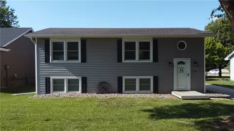 2522 NW 14th St, Ankeny, IA 50023