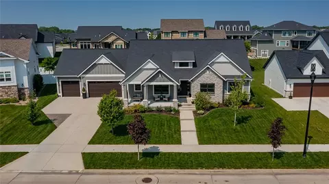 2222 SW White Birch Dr, Ankeny, IA 50023