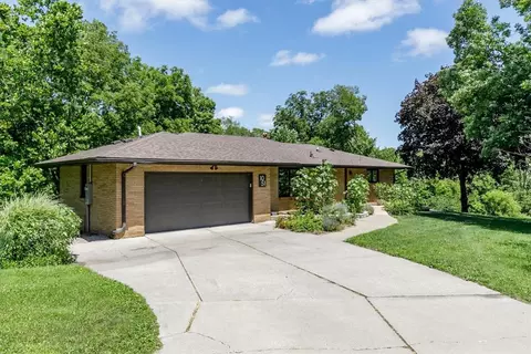 1051 NW 70th Pl, Ankeny, IA 50023