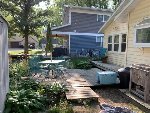 5017 Lee St, Clear Lake, IA 50428