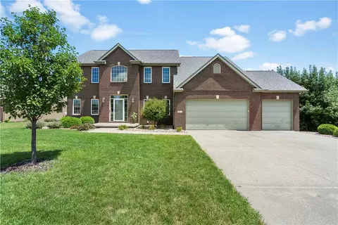 2411 NE Innsbruck Dr, Ankeny, IA 50021