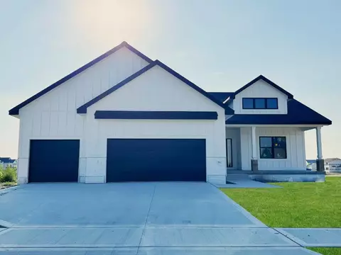 1110 NW Jackson Dr, Ankeny, IA 50023