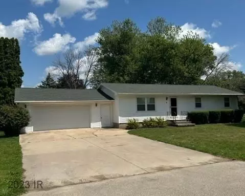312 N Main St, Gilman, IA 50106
