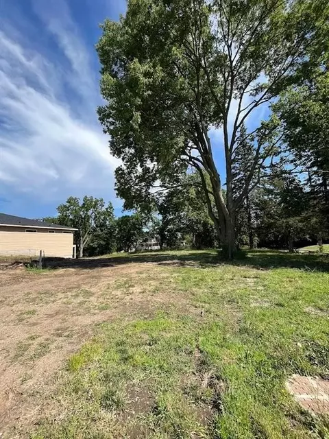 7201 Goodman Dr, Urbandale, IA 50322